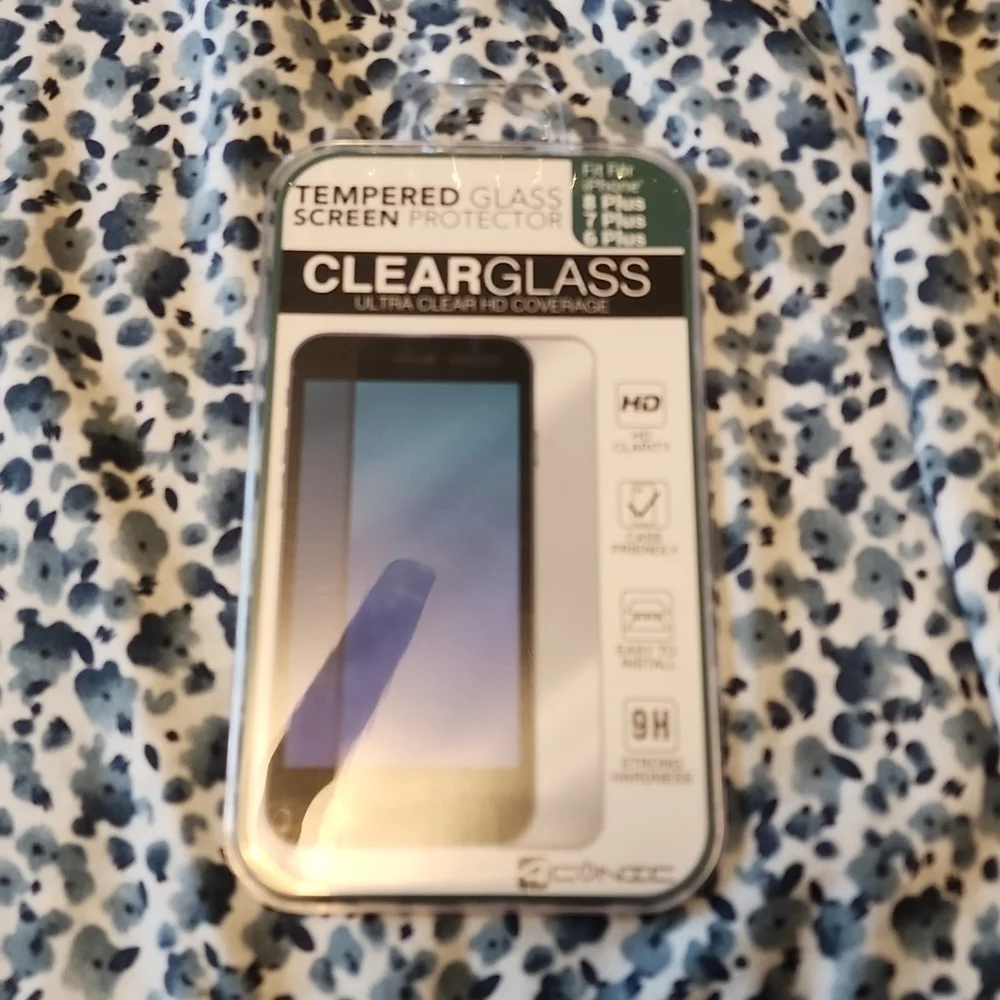 IPhone tempered glass screen protector